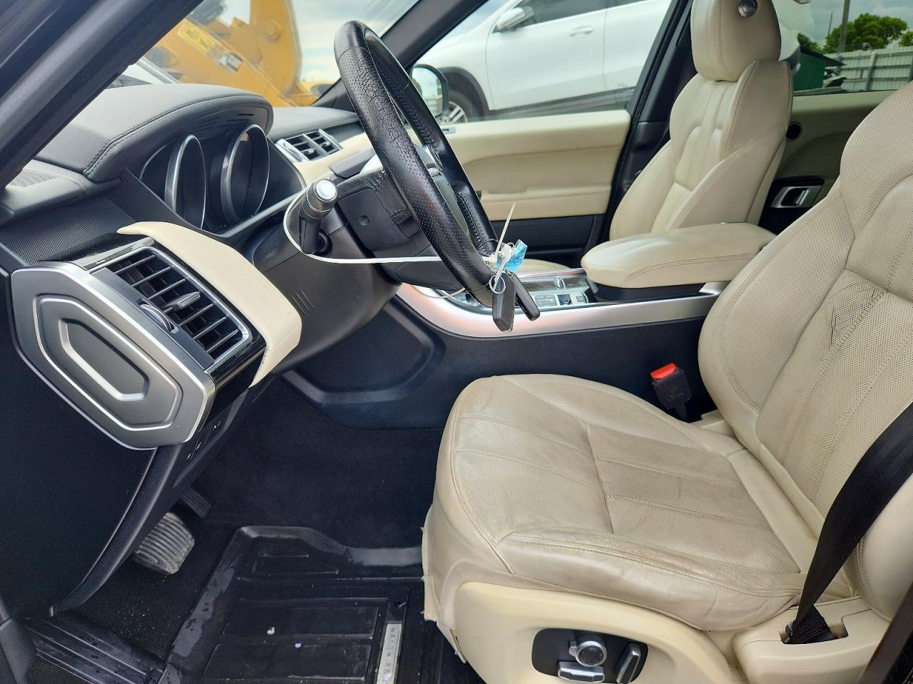 2017 LAND ROVER RANGE ROVER SPORT HSE — Фото 7 из 13