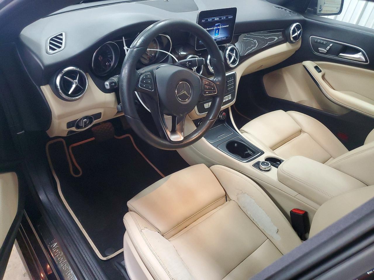 2018 MERCEDES-BENZ CLA 250 4MATIC — Фото 8 из 12