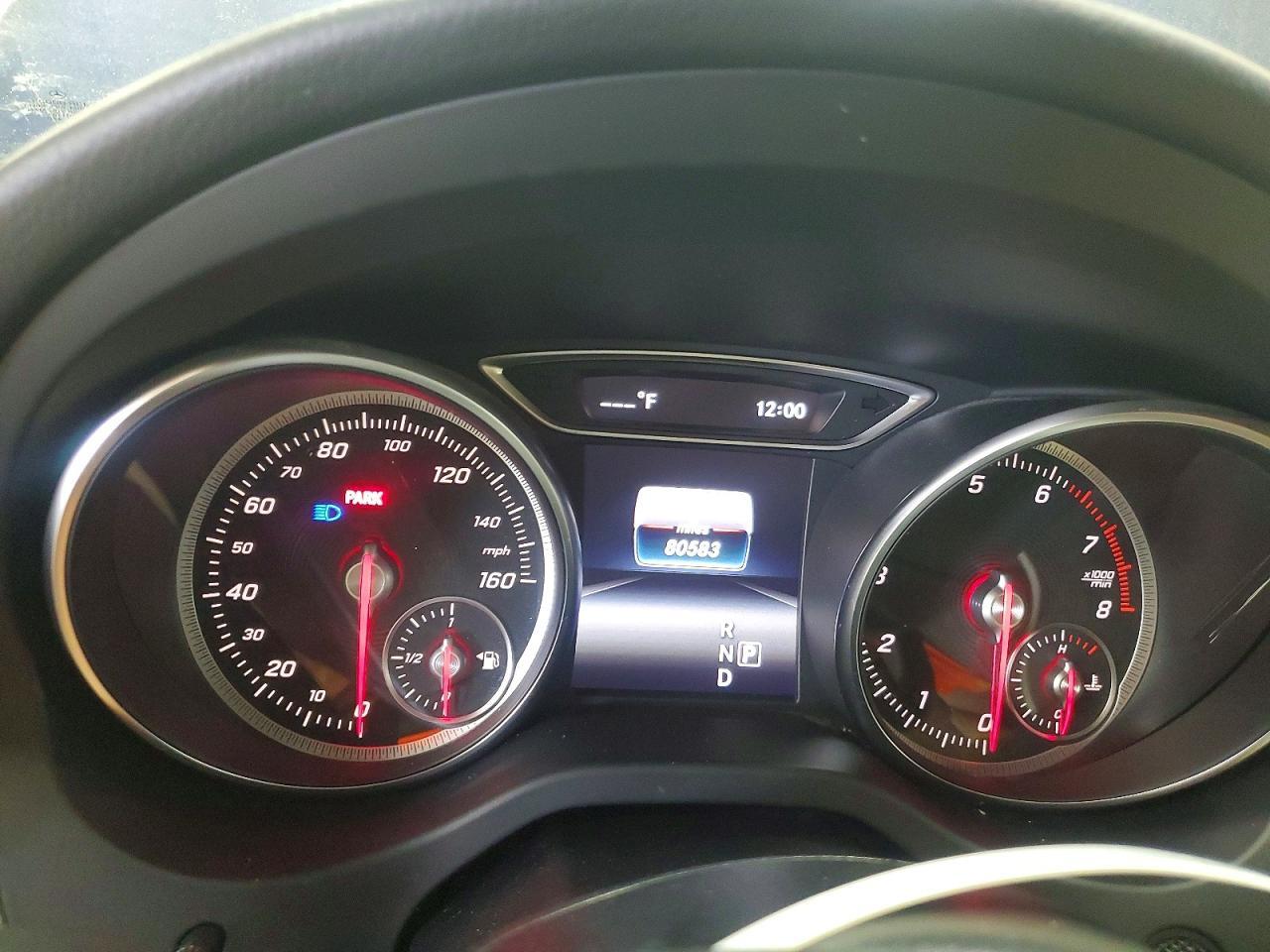 2018 MERCEDES-BENZ CLA 250 4MATIC — Фото 9 из 12