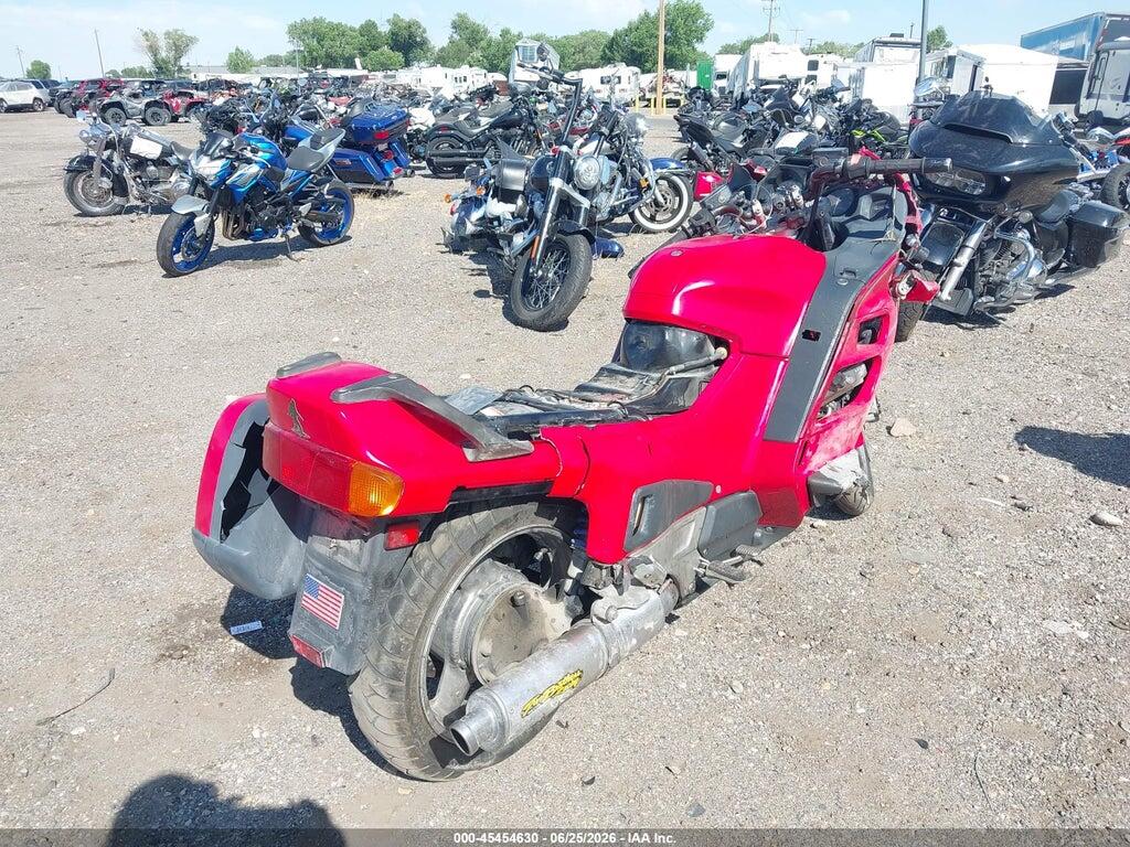 JH2SC2616VM700009 1997 HONDA ST1100 photo no. 4