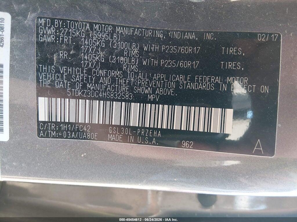5TDKZ3DC4HS832583 2017 TOYOTA SIENNA photo no. 9