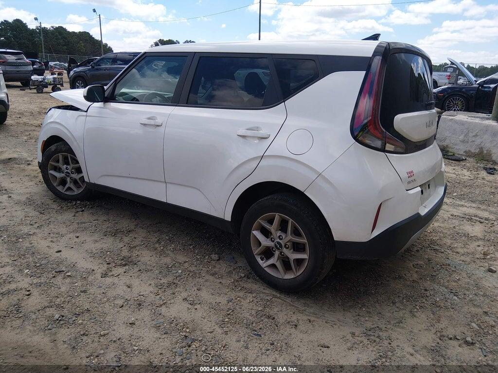 KNDJ23AU7P7876115 2023 KIA SOUL photo no. 3