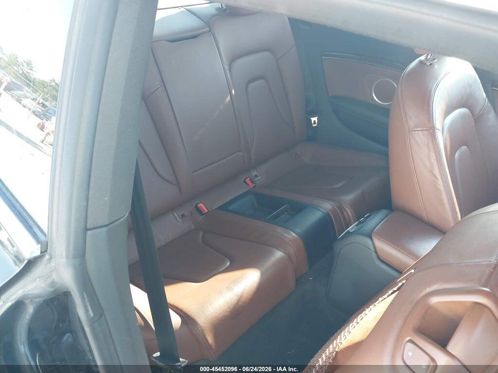 WAULFAFR6AA063765 2010 AUDI A5 photo no. 8