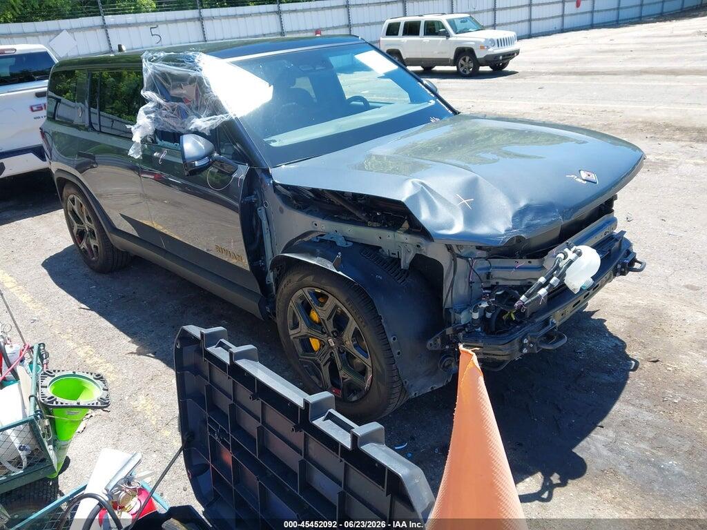 7PDSGCBP2SN057864 2025 RIVIAN R1S photo no. 1