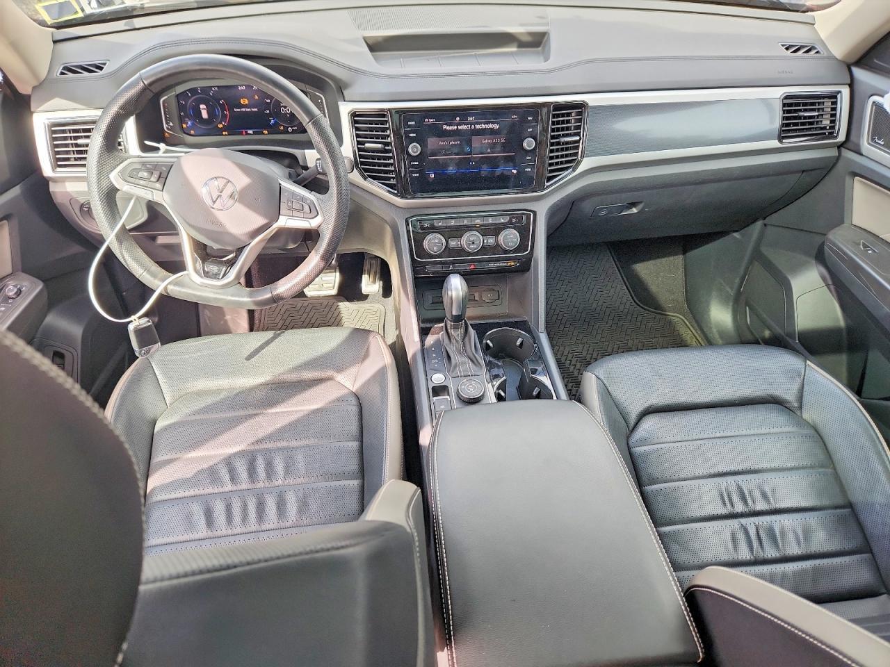 2023 VOLKSWAGEN ATLAS SEL PREMIUM R-LINE — Фото 8 из 13