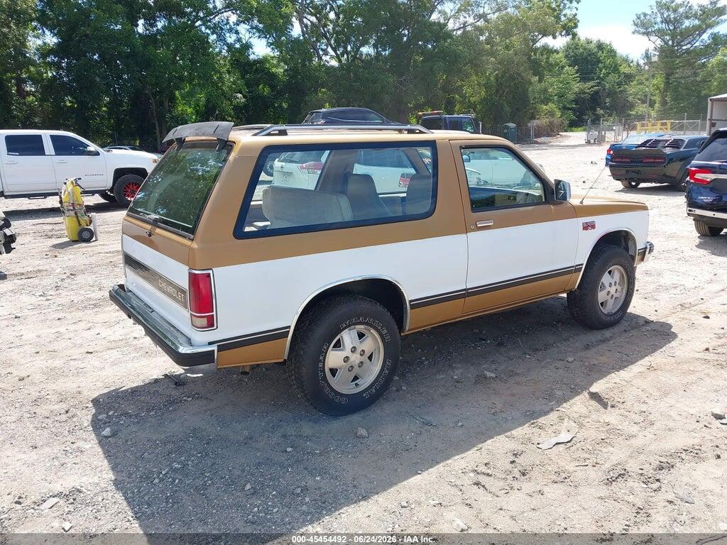1G8CT18B6F0186890 1985 CHEVROLET BLAZER photo no. 4