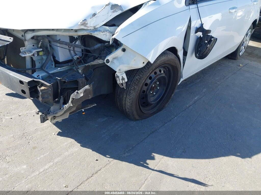 2T1BURHE2HC875860 2017 TOYOTA COROLLA photo no. 6
