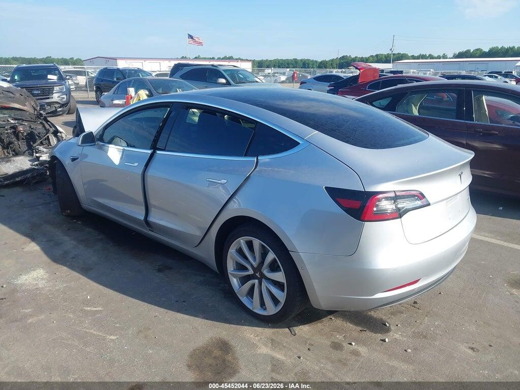 5YJ3E1EB9JF116993 2018 TESLA MODEL 3 photo no. 3