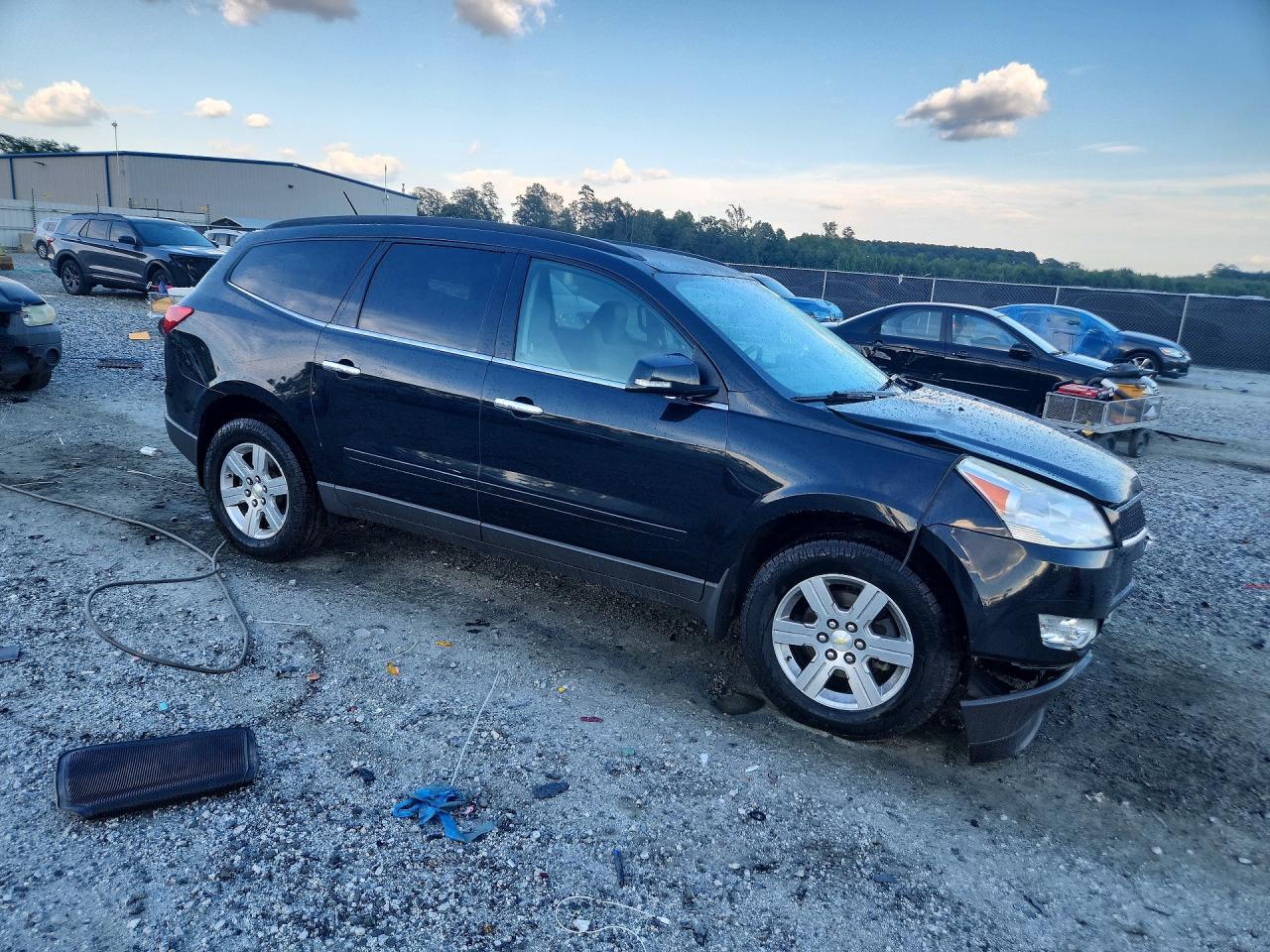 2012 CHEVROLET TRAVERSE LT — Фото 4 из 13