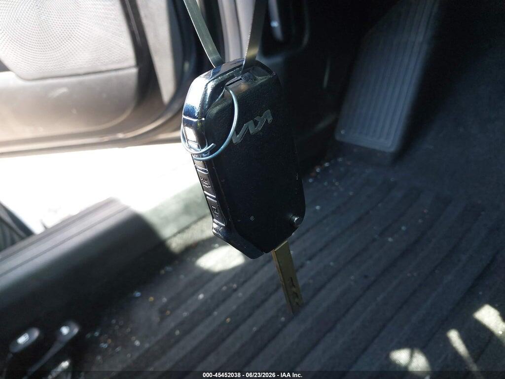 3KPF24AD8RE724259 2024 KIA FORTE photo no. 11