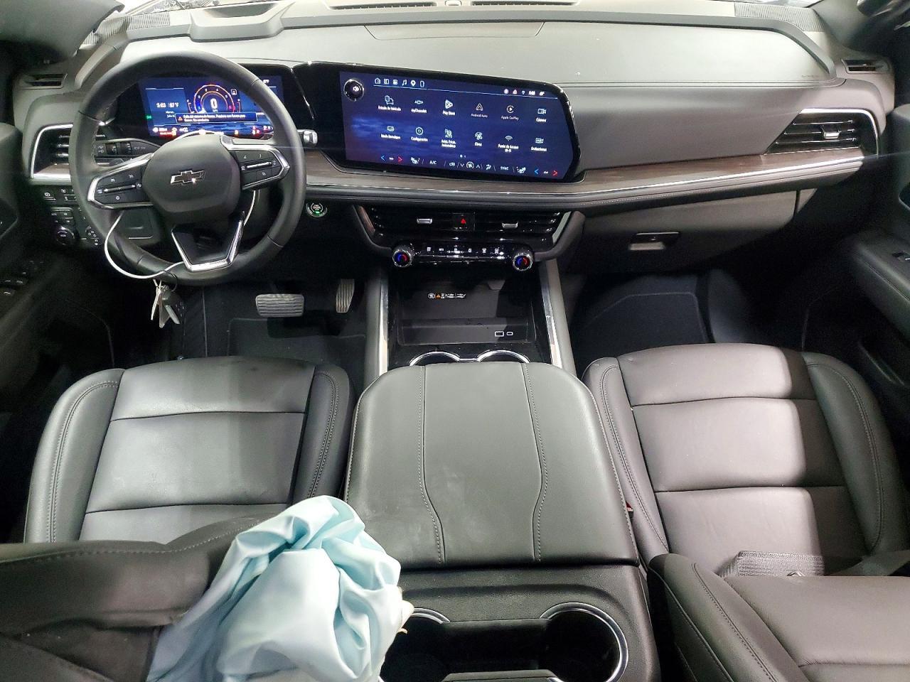 2026 CHEVROLET SUBURBAN K1500 Z71 — Фото 8 из 13
