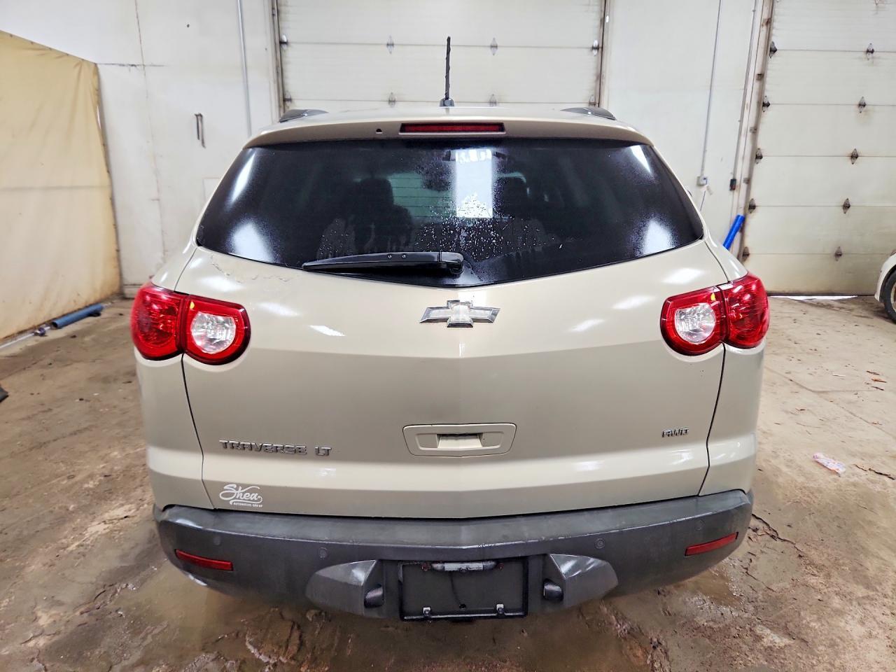 2011 CHEVROLET TRAVERSE LT — Фото 6 из 14
