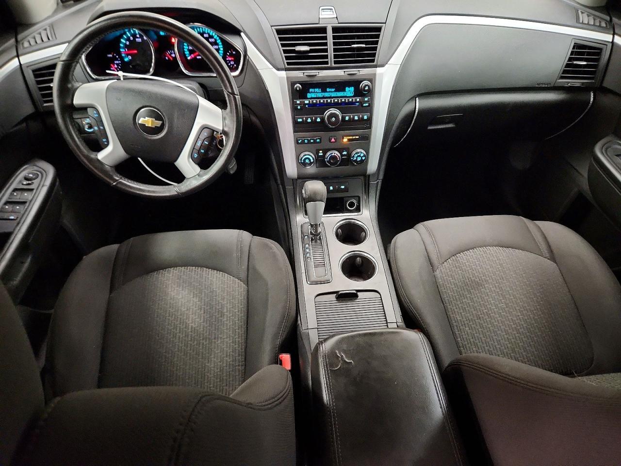 2011 CHEVROLET TRAVERSE LT — Фото 8 из 14