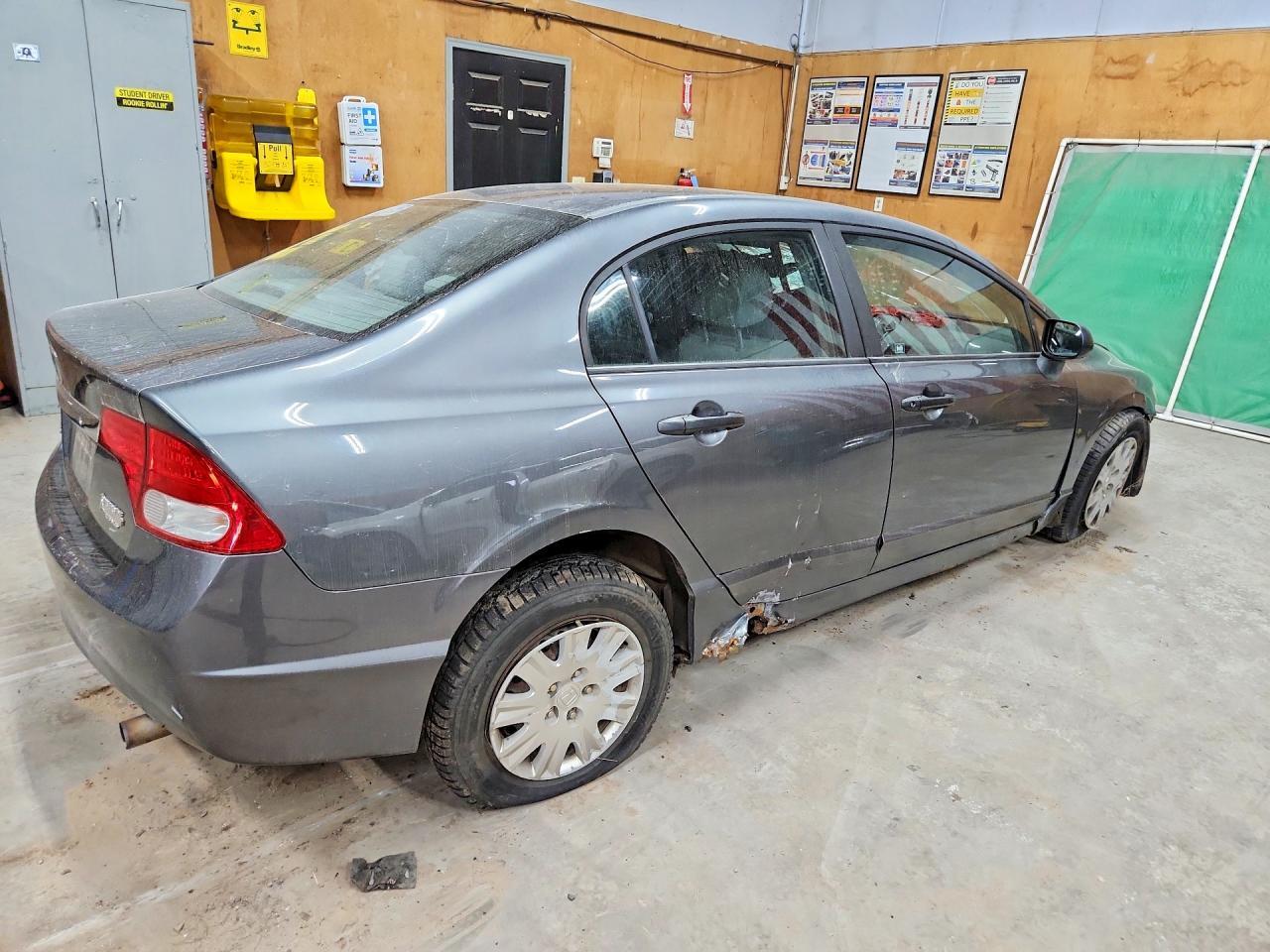 2010 HONDA CIVIC VP — Фото 3 из 12