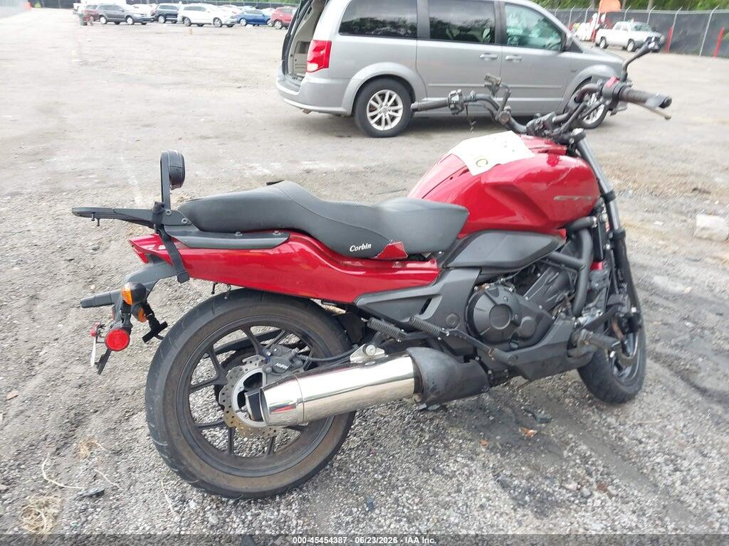 JH2RC6807EK001879 2014 HONDA CTX700 photo no. 4