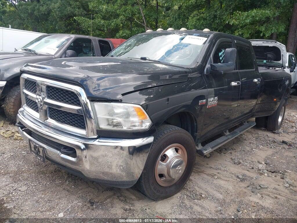 3C63RPGJ2HG596124 2017 RAM 3500 photo no. 2