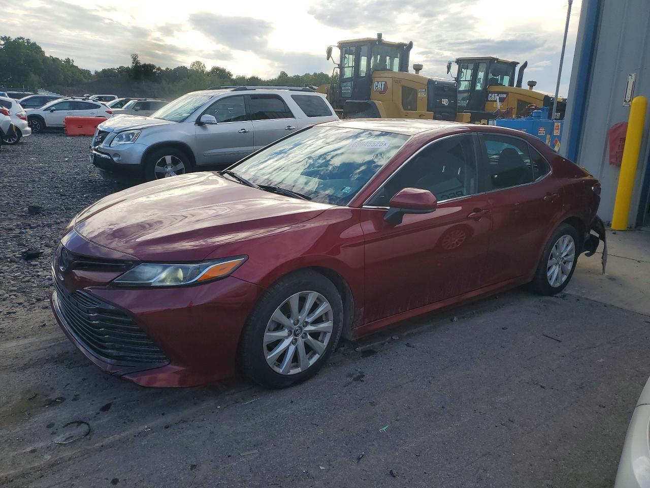 2019 TOYOTA CAMRY LE
