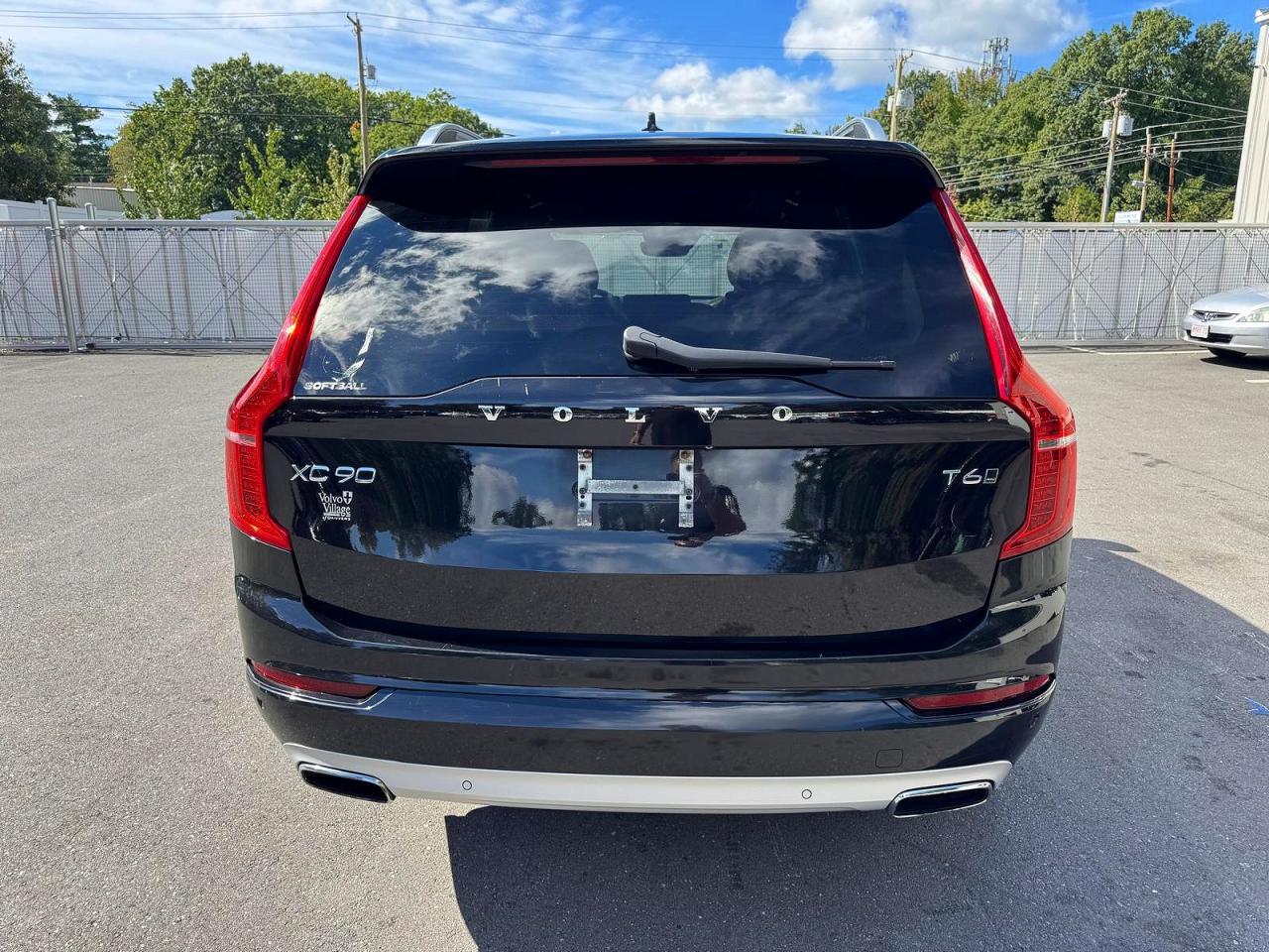2016 VOLVO XC90 T6 — Фото 6 из 11