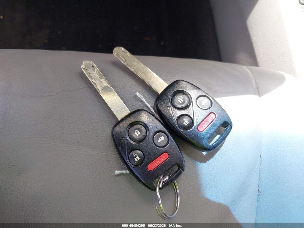 1HGCP3F86BA004334 2011 HONDA ACCORD photo no. 11