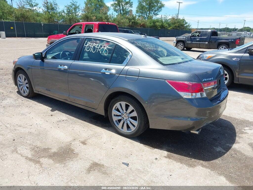 1HGCP3F86BA004334 2011 HONDA ACCORD photo no. 3