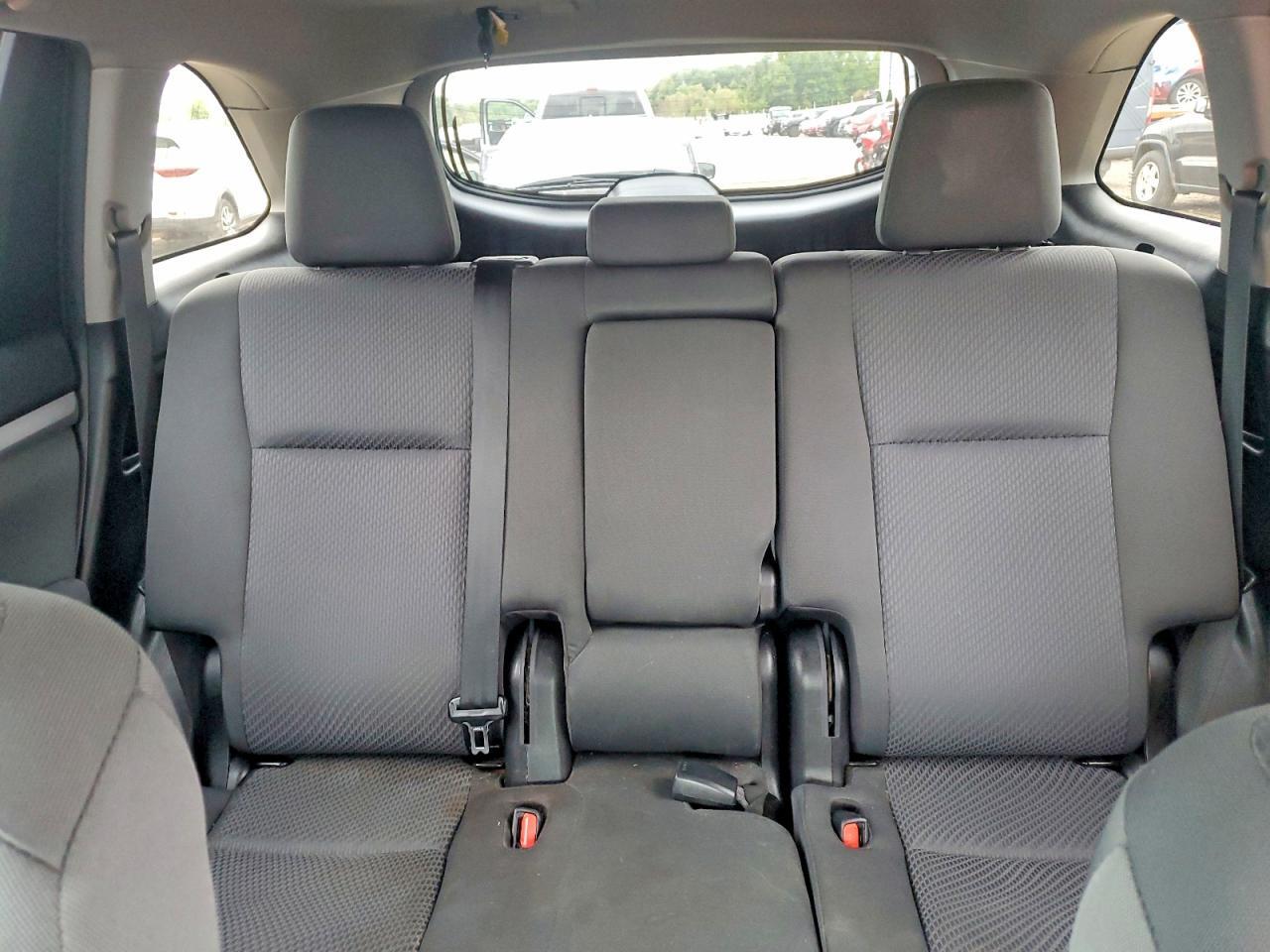 2019 TOYOTA HIGHLANDER LE — Фото 10 из 13
