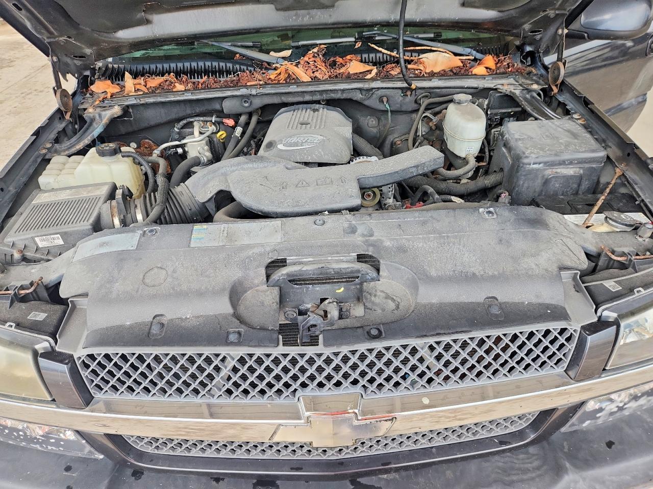 2005 CHEVROLET AVALANCHE C1500 — Фото 12 из 13