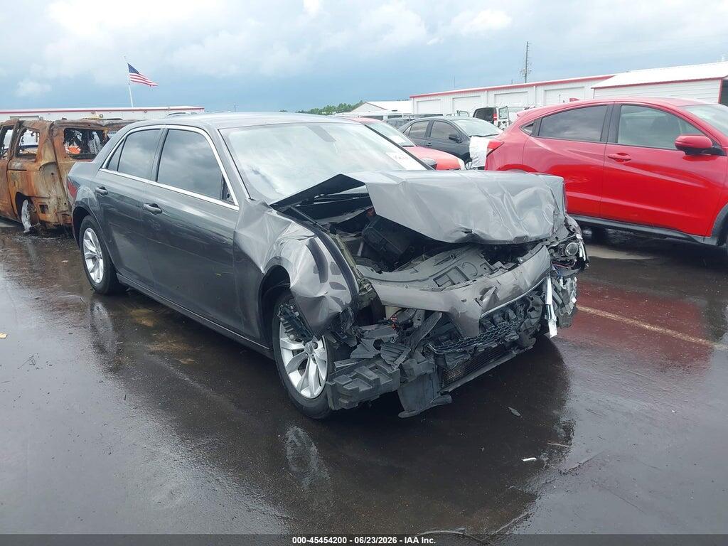 2C3CCAAG8FH920490 2015 CHRYSLER 300 photo no. 1