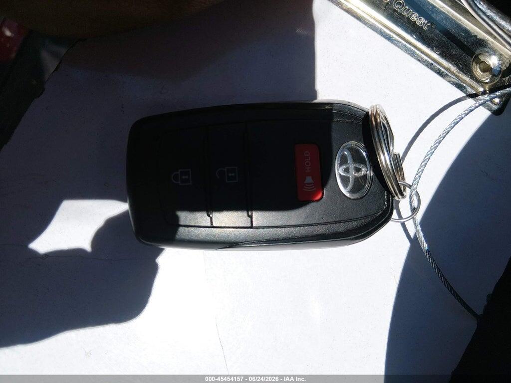 3TYLB5JNXST105020 2025 TOYOTA TACOMA photo no. 11
