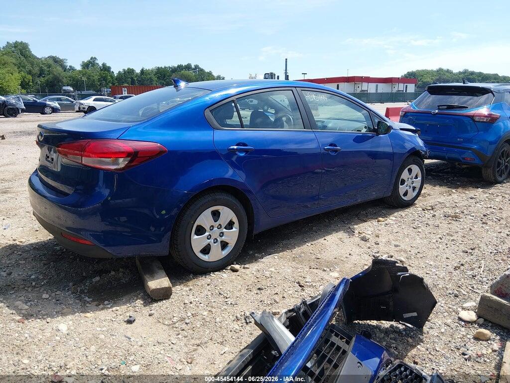 3KPFK4A71HE048424 2017 KIA FORTE photo no. 4