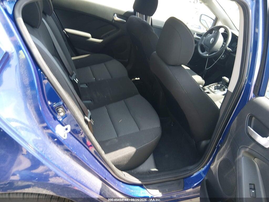 3KPFK4A71HE048424 2017 KIA FORTE photo no. 8