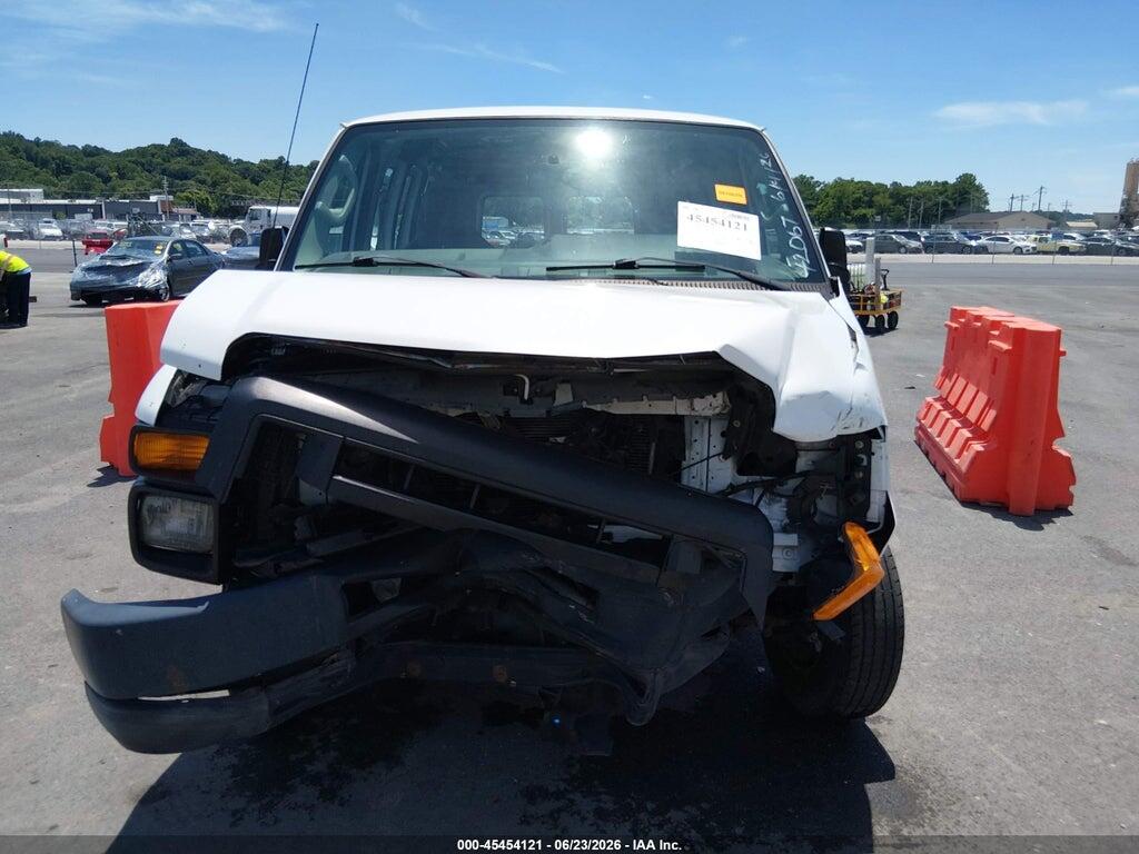 1FTNE1EW7CDA76614 2012 FORD E-150 photo no. 12