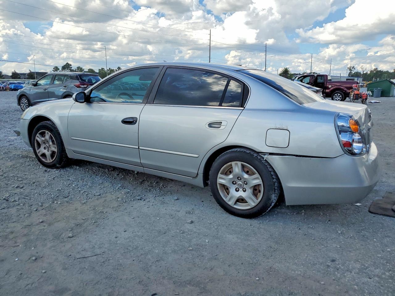 2004 NISSAN ALTIMA 2.5 — Фото 2 из 12
