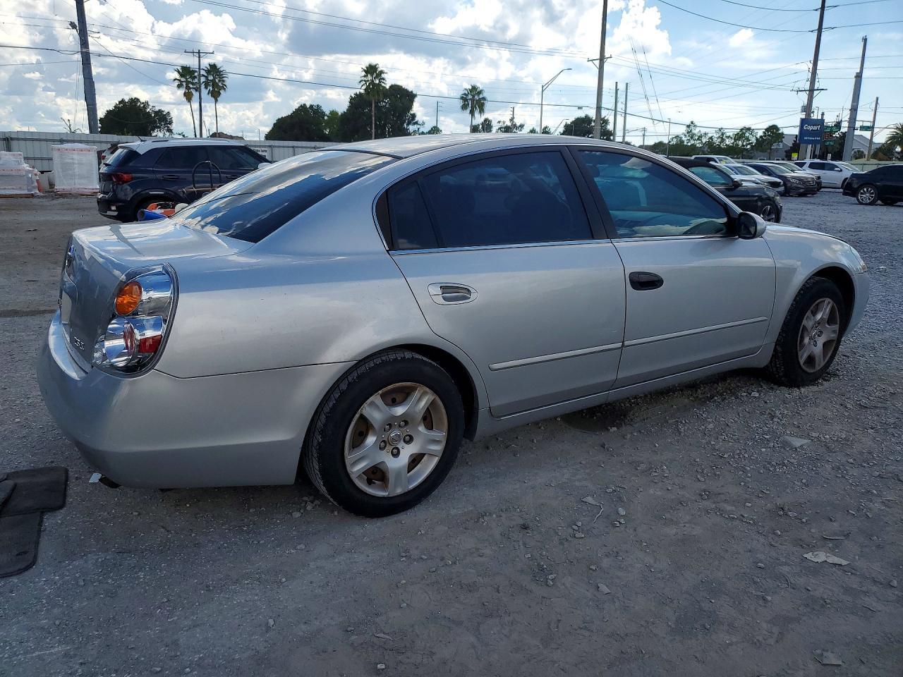 2004 NISSAN ALTIMA 2.5 — Фото 3 из 12