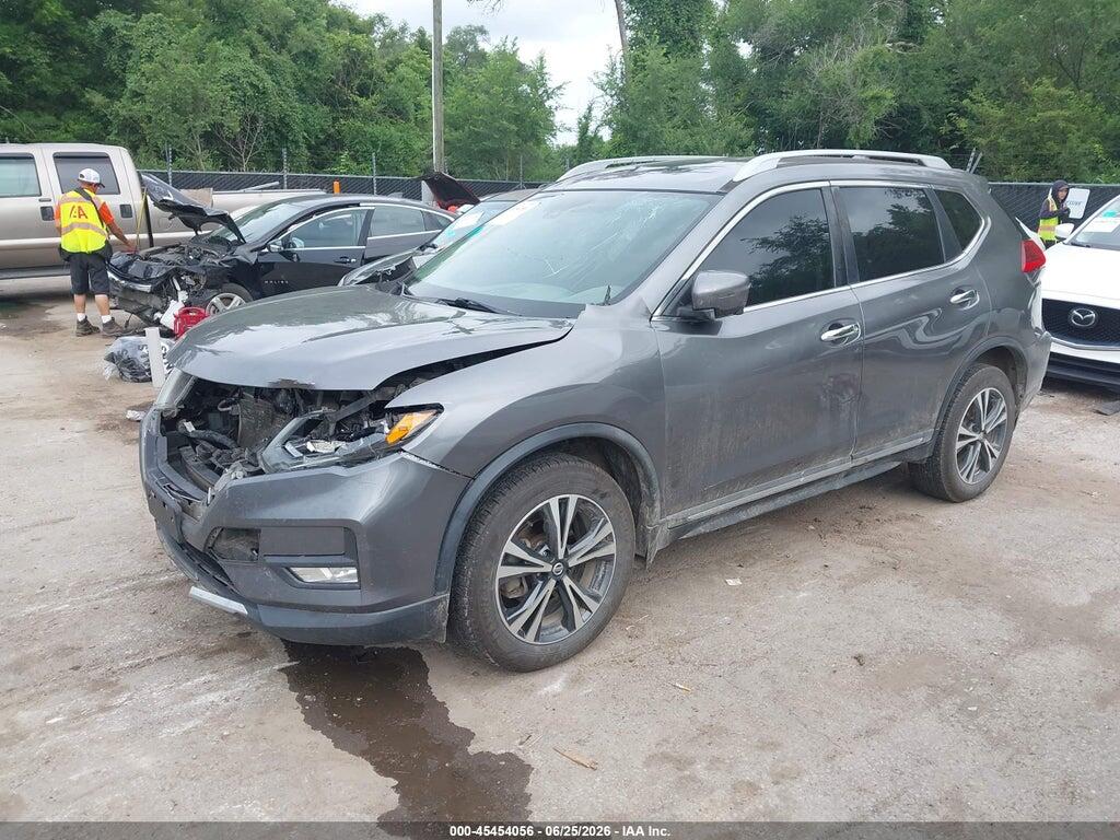 5N1AT2MV0HC869748 2017 NISSAN ROGUE photo no. 2