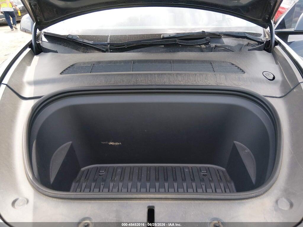 7SAYGDEEXPF833930 2023 TESLA MODEL Y photo no. 10
