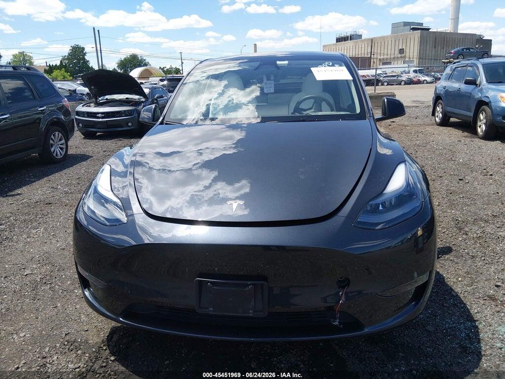 7SAYGDEE5RF170365 2024 TESLA MODEL Y photo no. 10