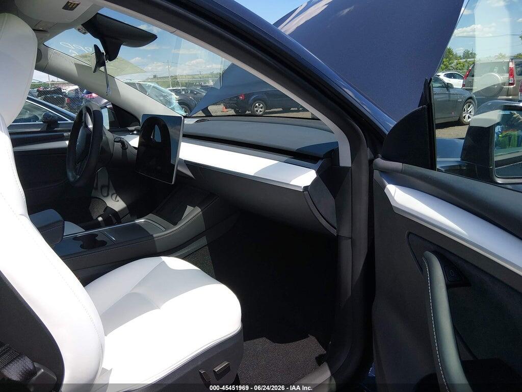 7SAYGDEE5RF170365 2024 TESLA MODEL Y photo no. 5