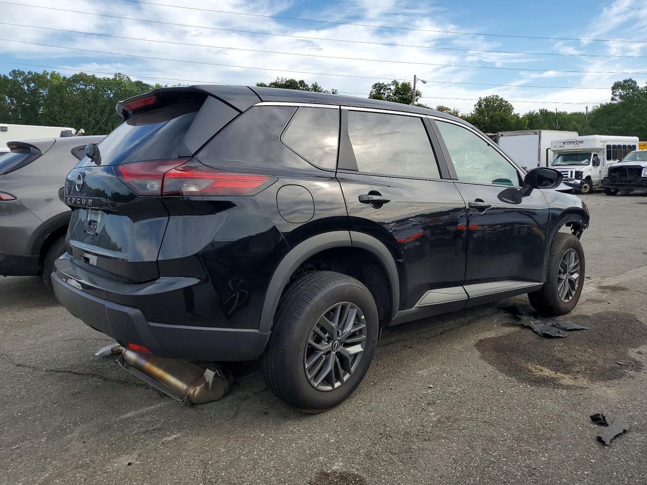 2026 NISSAN ROGUE SV — Фото 3 из 14