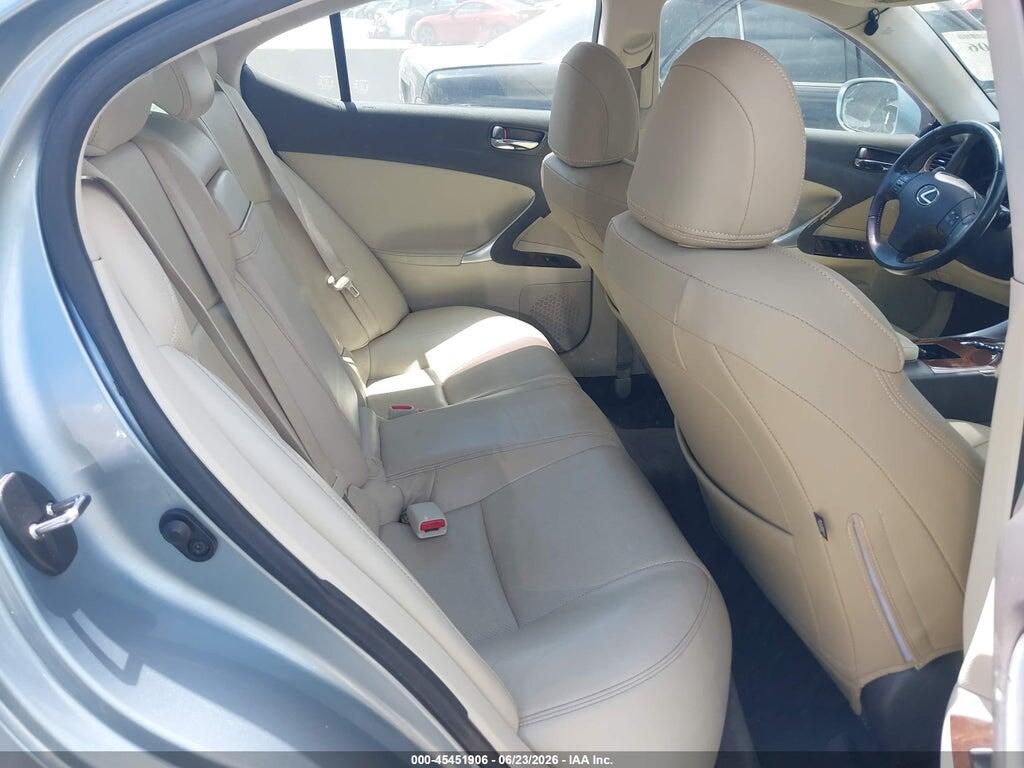 JTHBF5C23A5114868 2010 LEXUS IS 250 photo no. 8