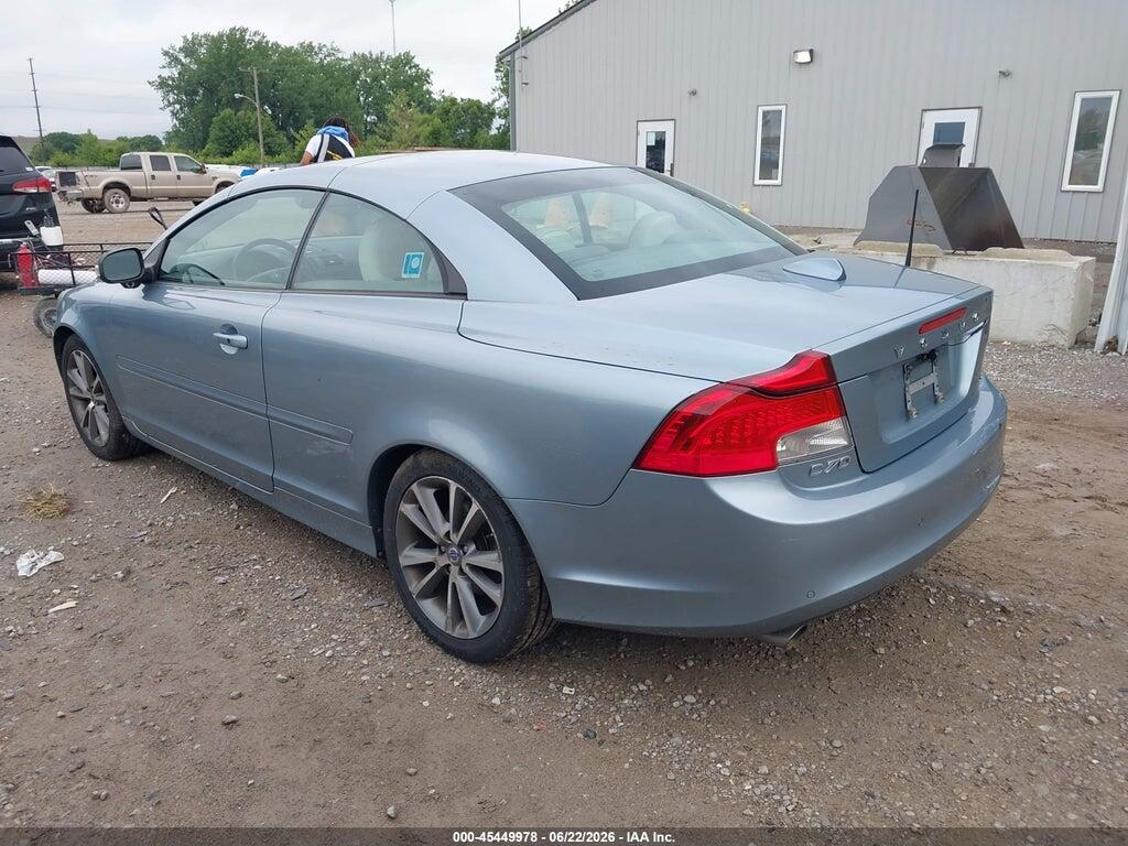 YV1672MC7CJ126841 2012 VOLVO C70 photo no. 3