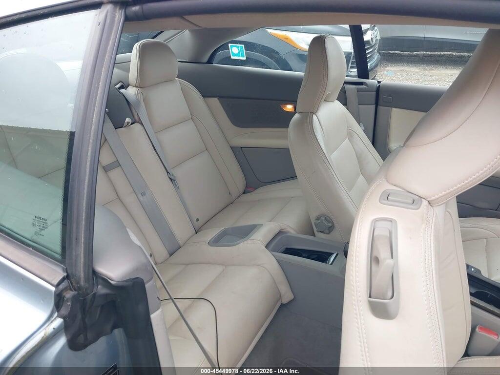 YV1672MC7CJ126841 2012 VOLVO C70 photo no. 8