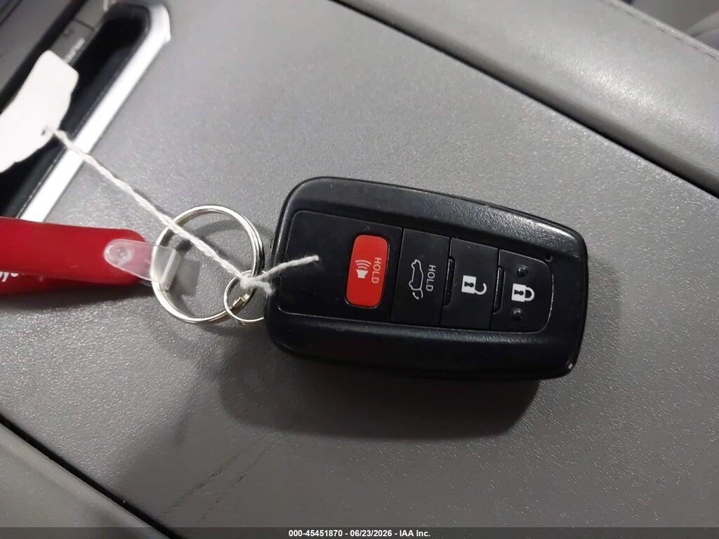 5TDGZRBH6MS548745 2021 TOYOTA HIGHLANDER photo no. 11