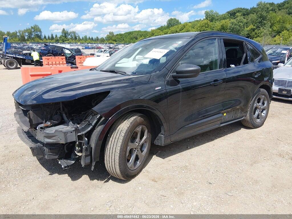 1FMCU0MN6PUB33867 2023 FORD ESCAPE photo no. 2