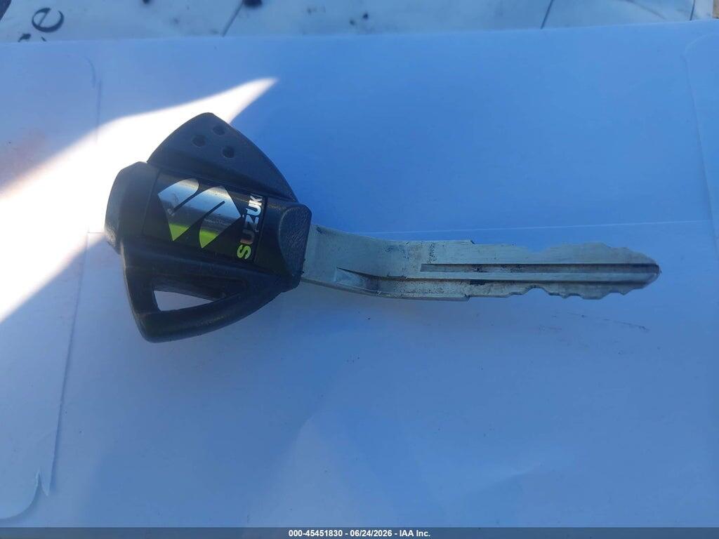 JS1GR7MA4R7100200 2024 SUZUKI GSX-R750 photo no. 11