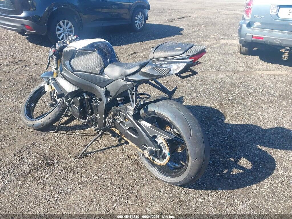 JS1GR7MA4R7100200 2024 SUZUKI GSX-R750 photo no. 3