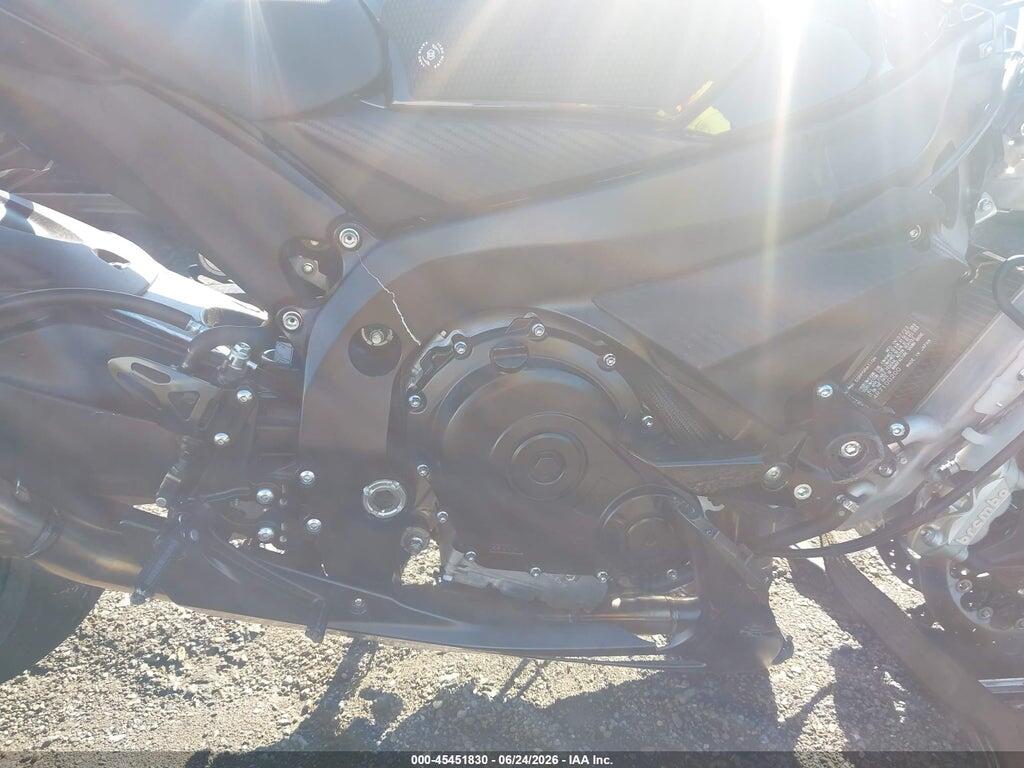 JS1GR7MA4R7100200 2024 SUZUKI GSX-R750 photo no. 8