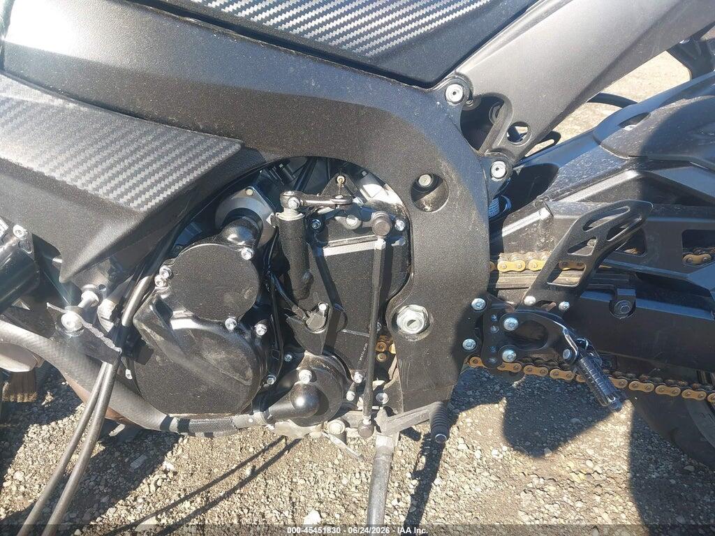 JS1GR7MA4R7100200 2024 SUZUKI GSX-R750 photo no. 9