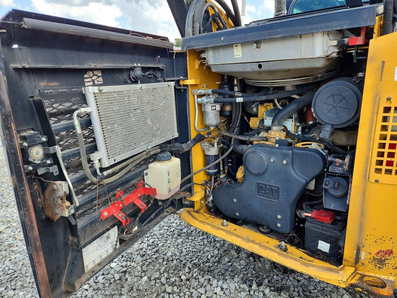 2019 CATERPILLAR 299D2 XHP TRACKED SKID STEER LOADER — Фото 7 из 10