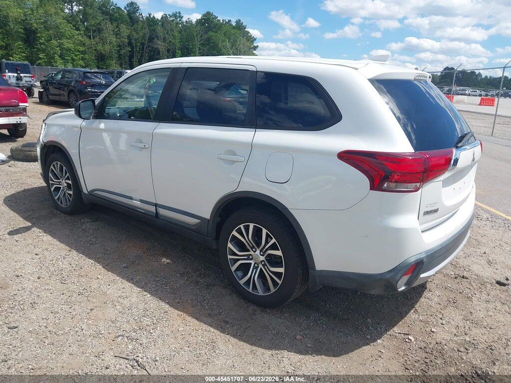 JA4AD2A34HZ057381 2017 MITSUBISHI OUTLANDER photo no. 3