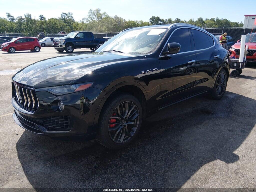 ZN661XUA8KX309727 2019 MASERATI LEVANTE photo no. 2
